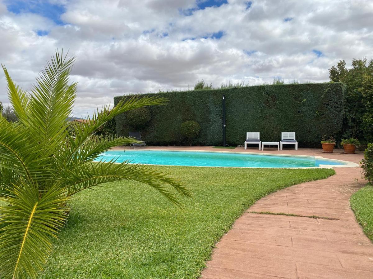 Penzion Jardin De La Yedra Caces Exteriér fotografie