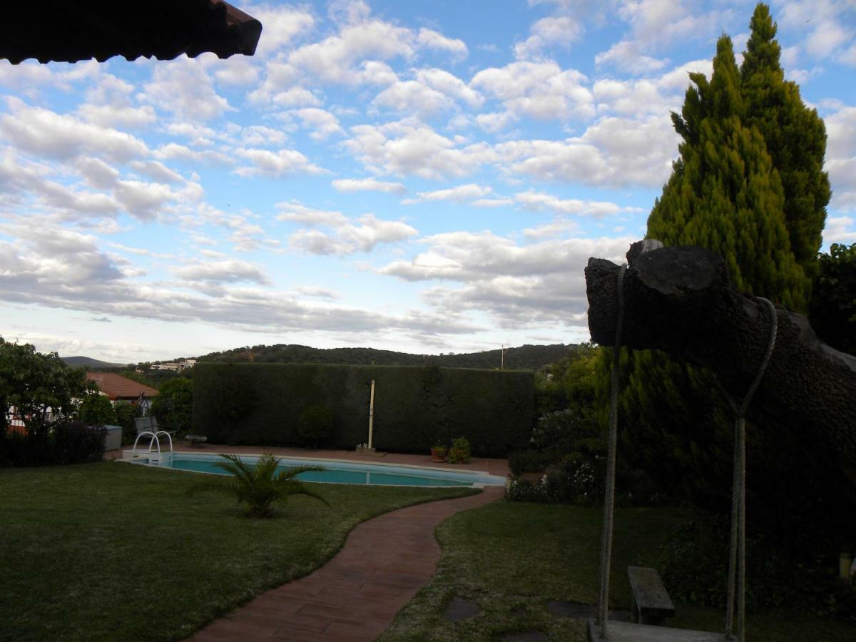 Penzion Jardin De La Yedra Caces Exteriér fotografie
